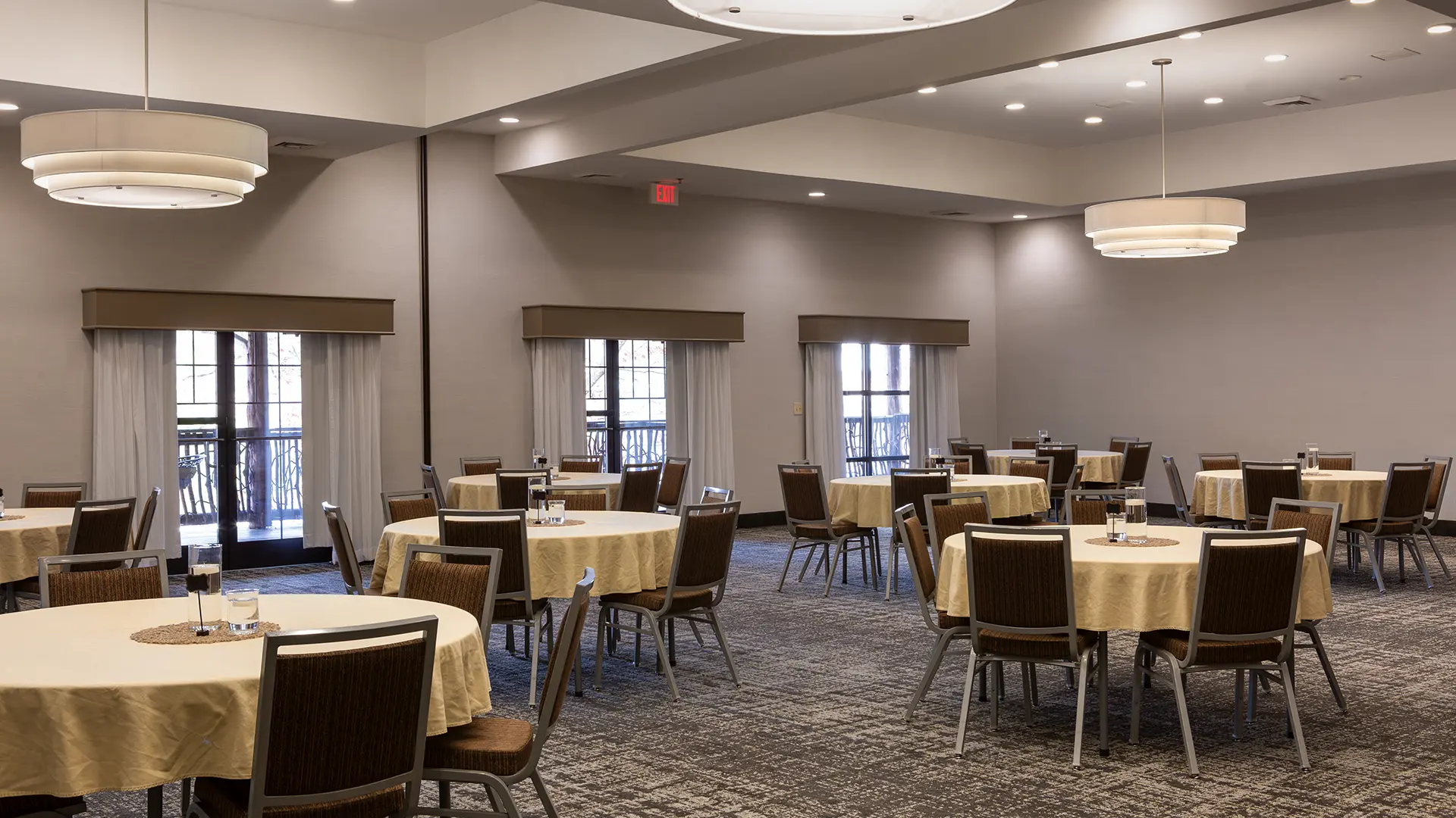 Meeting Room Banquet Setup